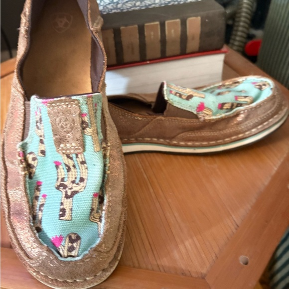 Ariat Brown Leather moccasin/ slipped with Cactus Deaign women’s size 8.5 exc! - Picture 7 of 8